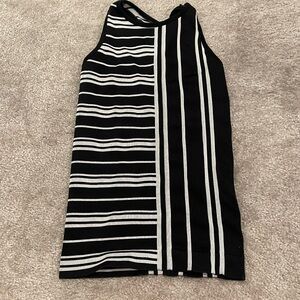 Athleta Monochrome Patterned Sports Bra